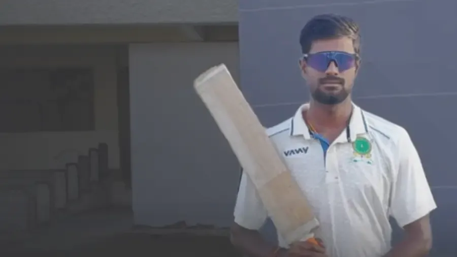 9 मिनट में हाफ़ सेंचुरी, 8 गेंदों पर 8 छक्के — जानिए कौन है ये धुआंधार क्रिकेटर