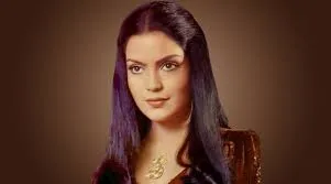 फ़िल्म को चाहिए था चेहरा, पार्टी ने लिख दी किस्मत—देवानंद और ज़ीनत की कहानी