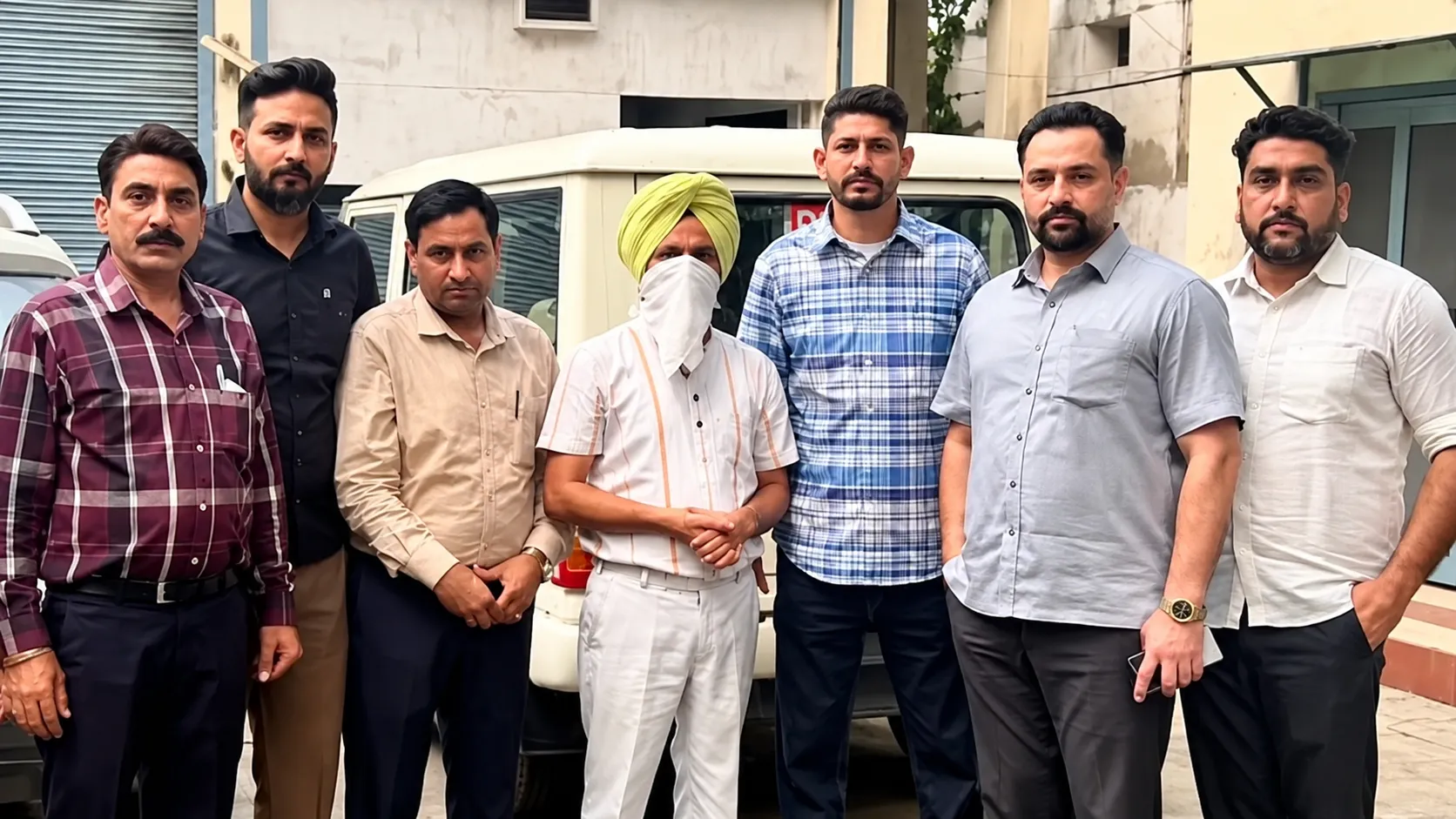     SDO को रिश्वत लेना पड़ा महंगा, ₹50 हजार के साथ विजिलेंस ने पकड़ा