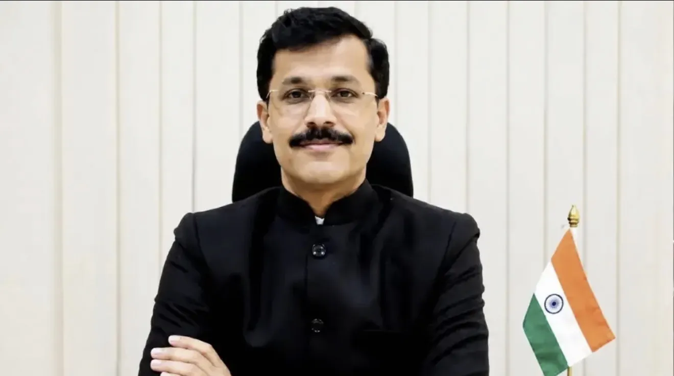 21 साल में 25 तबादले! IAS तुकाराम मुंढे बोले—‘अपने बच्चों को कभी IAS नहीं बनने दूंगा’, बताई इसकी वजह