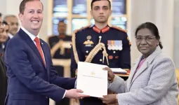 भारत में अमेरिका के नए राजदूत सर्जियो गोर ने संभाला कार्यभार