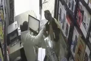 लुधियाना में युवती की बहादुरी, लूट की कोशिश नाकाम, चाकू छोड़कर भागा बदमाश