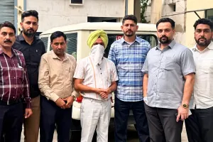     SDO को रिश्वत लेना पड़ा महंगा, ₹50 हजार के साथ विजिलेंस ने पकड़ा