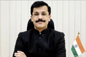 21 साल में 25 तबादले! IAS तुकाराम मुंढे बोले—‘अपने बच्चों को कभी IAS नहीं बनने दूंगा’, बताई इसकी वजह